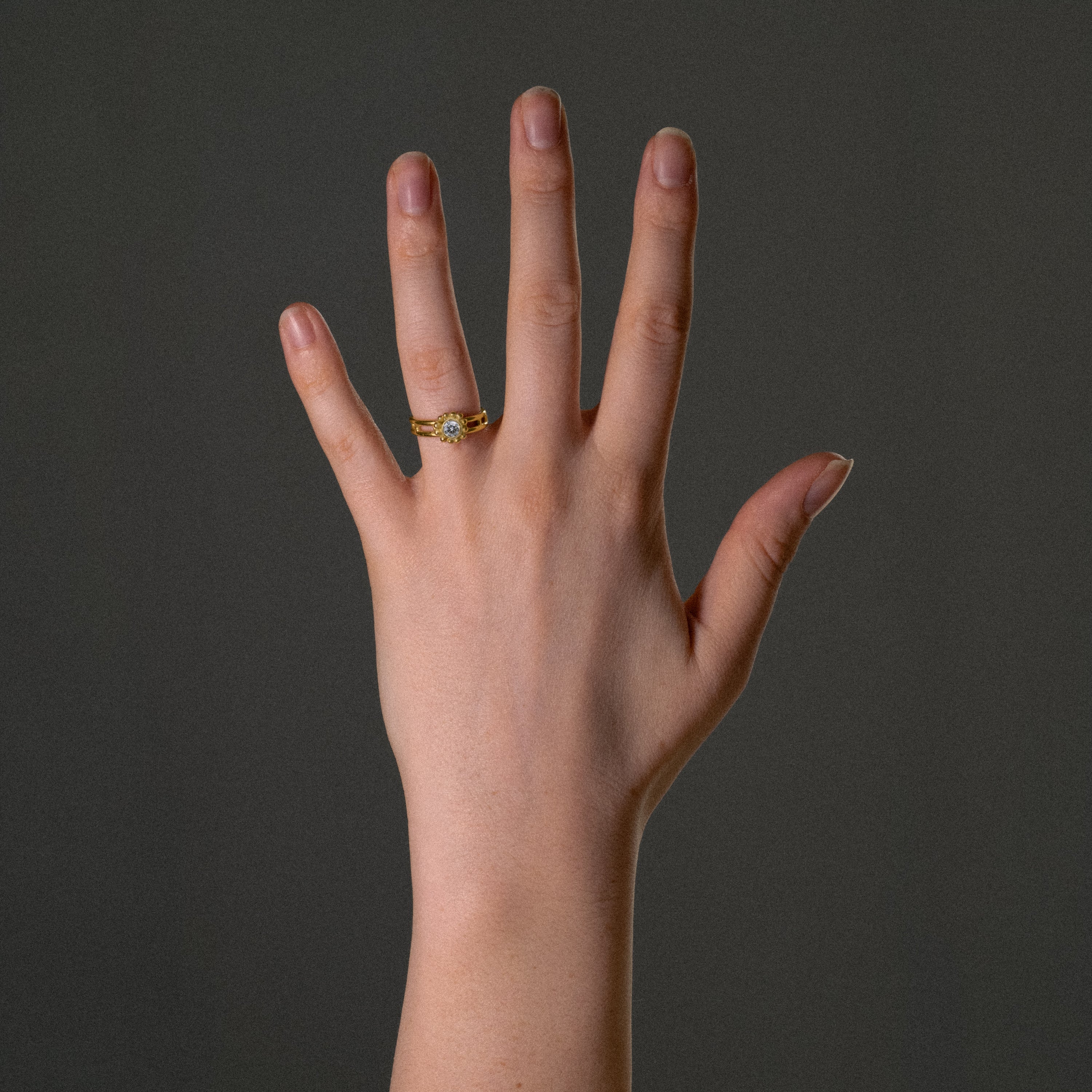 AMA RING